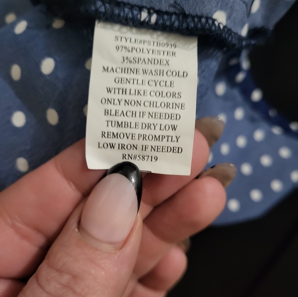 Button up top - Picture 3 of 5